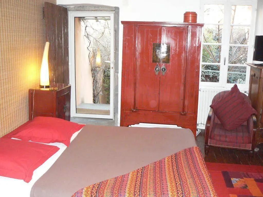 Chambres d'Hôtes Le Petit Siam : le calme en centre ville Clermont-Ferrand